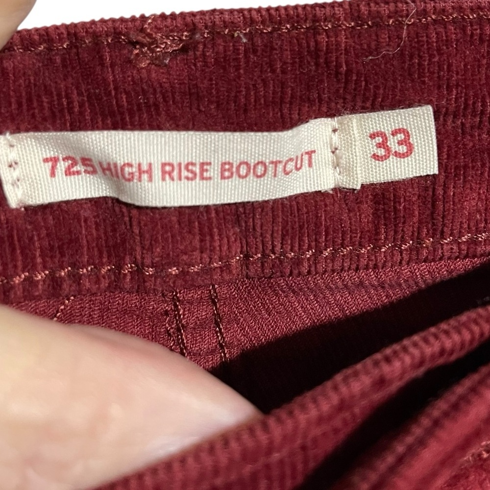 Levi's Women's 725 High Rise Bootcut Corduroy Bootcut Jeans Wine Sz 33 - Picture 8 of 15